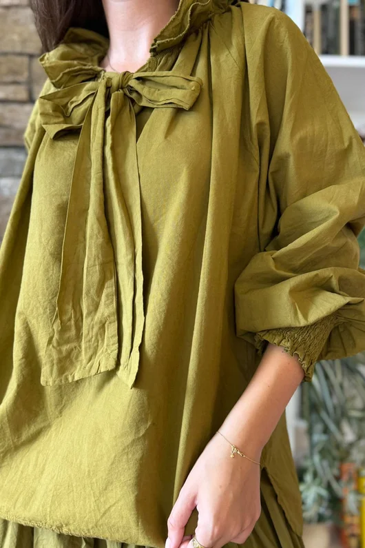 Larc Poet Blouse Mucky Olive 